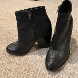 Dolce vita black leather boots